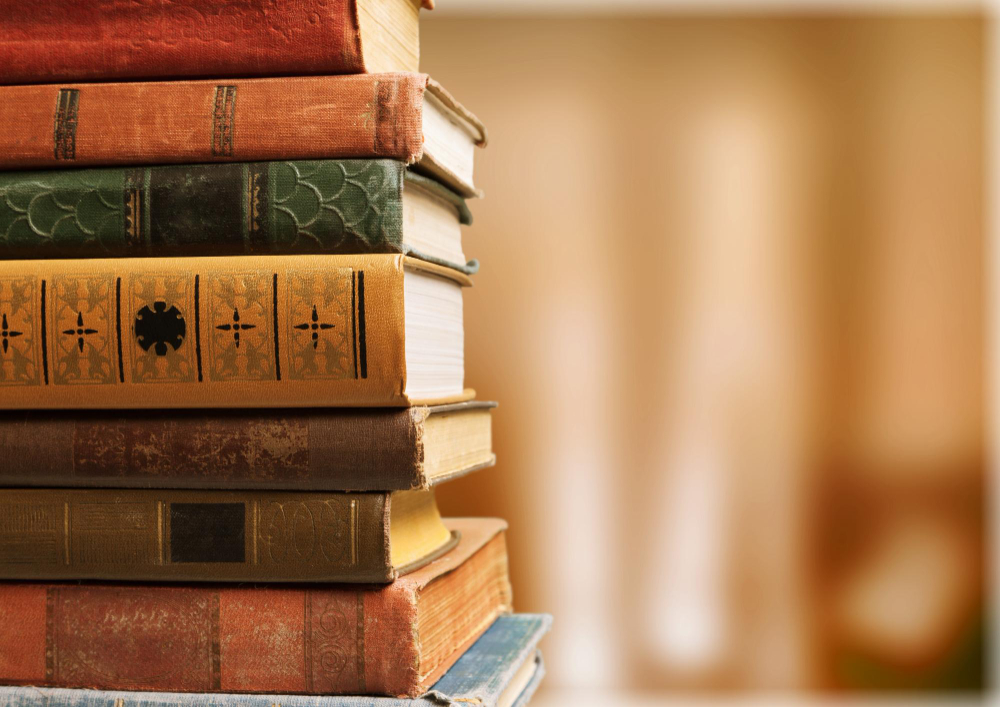 5 cărți de istorie esențiale pentru orice bibliotecă
